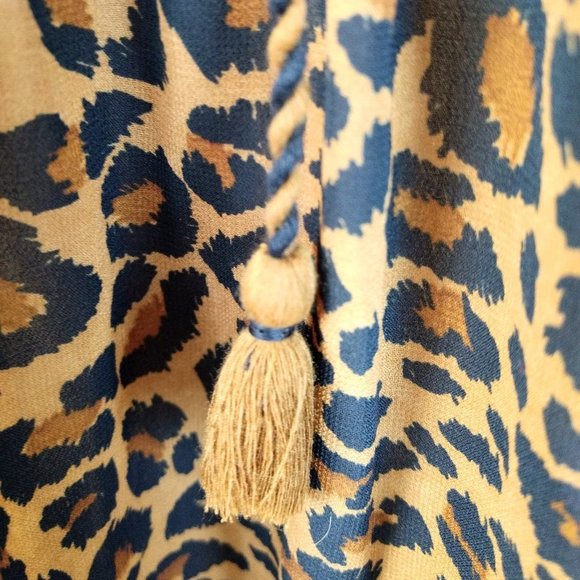 Leopard Print Dress Size Medium NWT - Picture 4 of 10